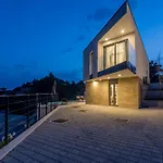 Villa Mare & Luce - Beachfront Complex *