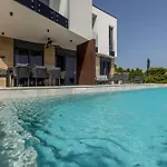Mare & Luce - Beachfront Complex * Pijavicino