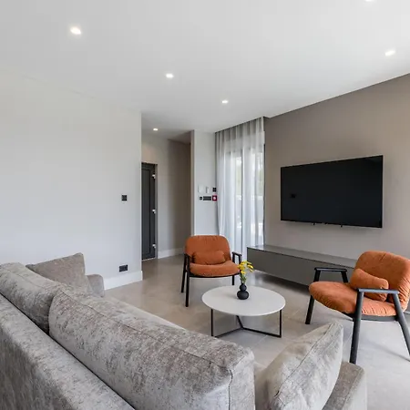 Villa Mare & Luce - Beachfront Complex