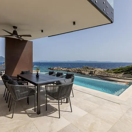 Mare & Luce - Beachfront Complex *