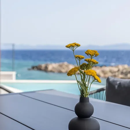 Mare & Luce - Beachfront Complex Villa *