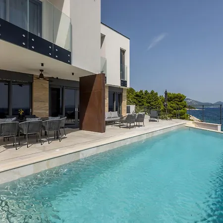 Mare & Luce - Beachfront Complex