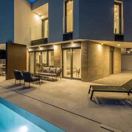 Mare & Luce - Beachfront Complex * Pijavicino