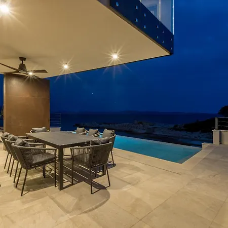Mare & Luce - Beachfront Complex Pijavicino