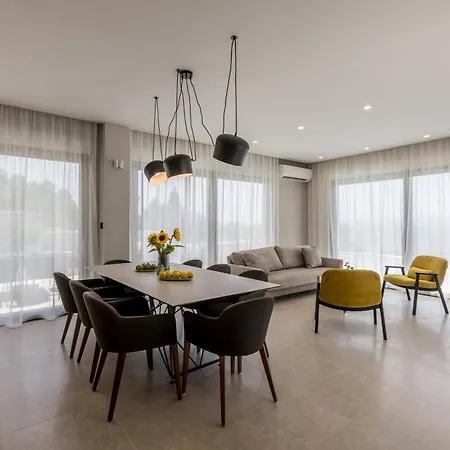 Mare & Luce - Beachfront Complex Pijavicino