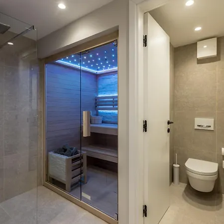 Mare & Luce - Beachfront Complex Villa Pijavicino