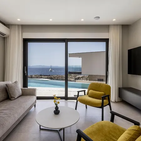 Mare & Luce - Beachfront Complex Villa *