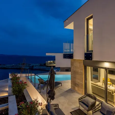 Mare & Luce - Beachfront Complex Pijavicino